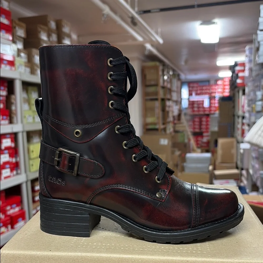 Taos Footwear Women's Dark Red Combat Boots - Picture 1 of 4